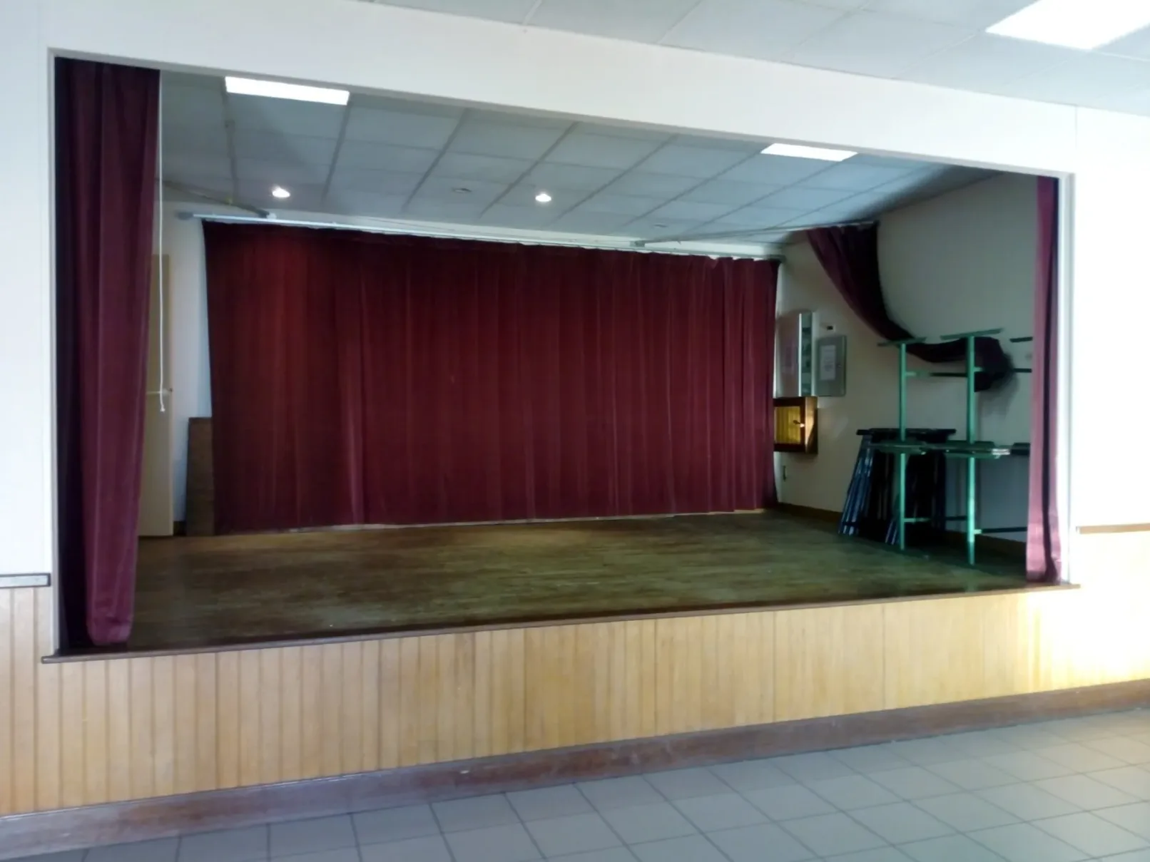 Salle des fêtes de Marcilly-la-Campagne - photo 10